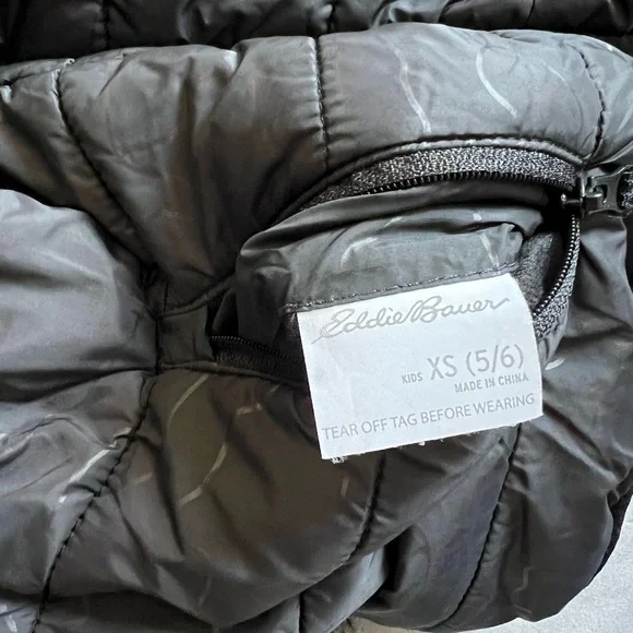 Eddie Bauer Kids BOYS DEER HARBOR REVERSIBLE HOODED JACKET - Picture 7 of 7